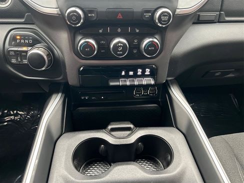 Used 2019 RAM 1500 Big Horn AWD/4WD image 25