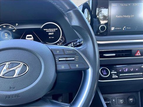 Used 2021 Hyundai Sonata SEL w/ Convenience Package FWD image 19
