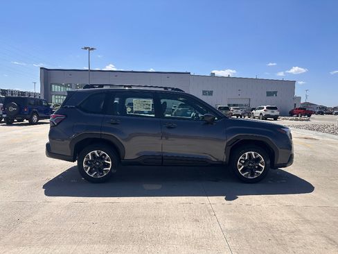 New 2026 Subaru Forester AWD/4WD image 4