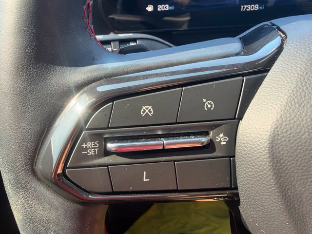 Used 2025 Chevrolet Equinox RS w/ Convenience Package III FWD image 15
