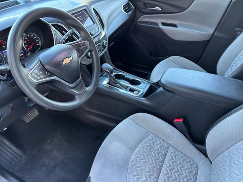 Used 2022 Chevrolet Equinox LT FWD image 9