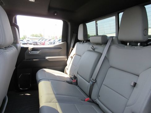 Certified 2024 GMC Sierra 1500 SLT w/ SLT Premium Plus Package AWD/4WD image 25