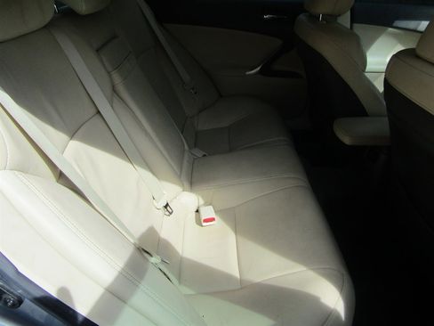 Used 2009 Lexus IS 250 image 7