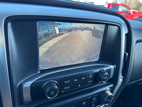 Used 2015 GMC Sierra 2500 SLE w/ SLE Preferred Package image 24