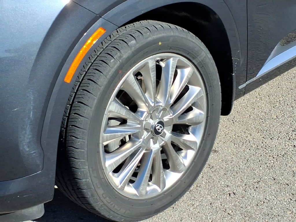 Used 2020 Hyundai Palisade Limited FWD image 9