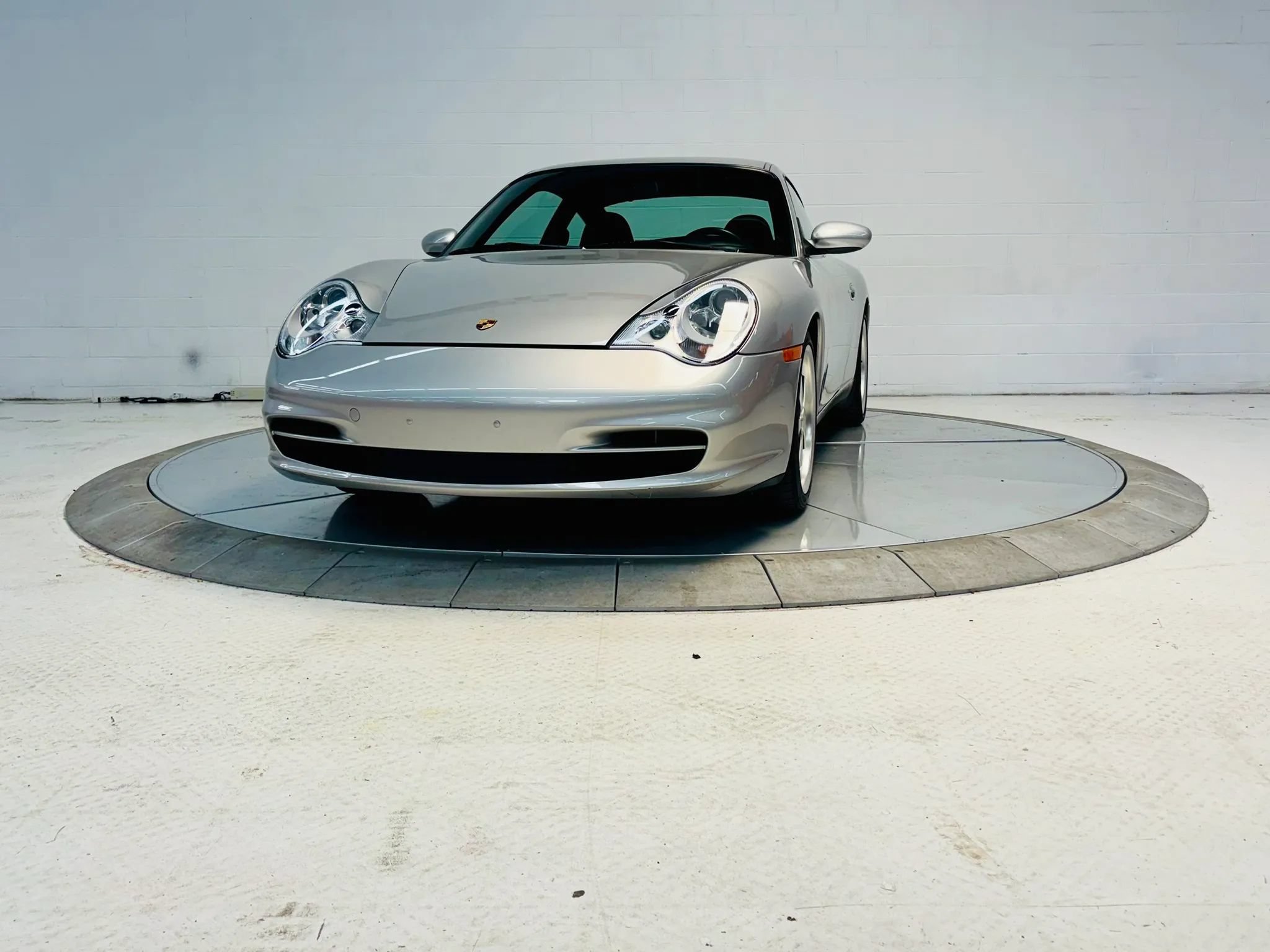 Used 2002 Porsche 911 GT3 RS image 11