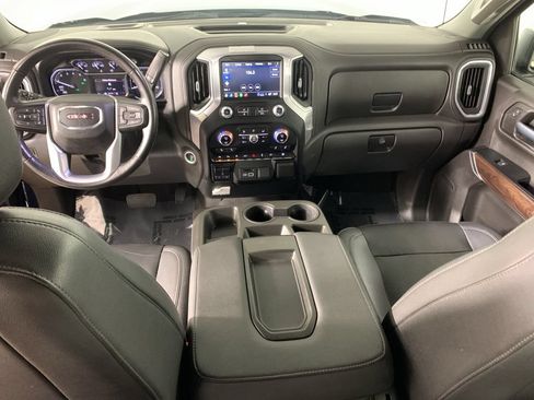 Used 2022 GMC Sierra 1500 SLT w/ Driver Alert Package II AWD/4WD image 36