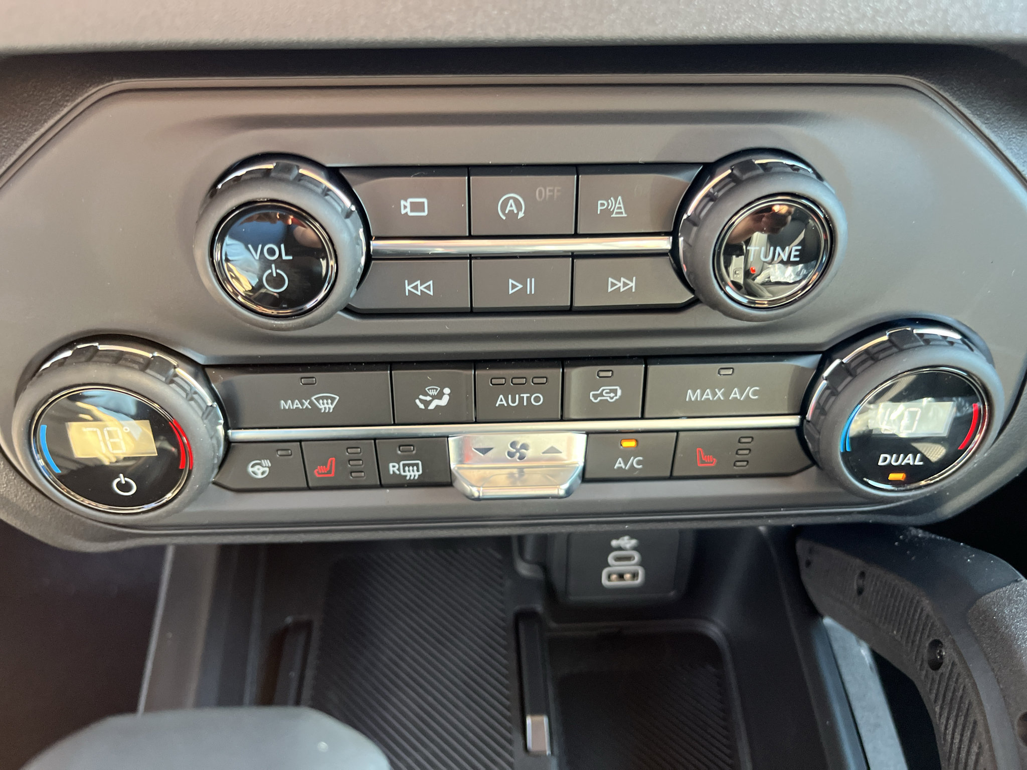 New 2026 Ford Bronco Raptor AWD/4WD image 14
