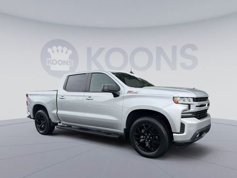 Used 2022 Chevrolet Silverado 1500 RST w/ LPO, Blackout Package AWD/4WD image 10