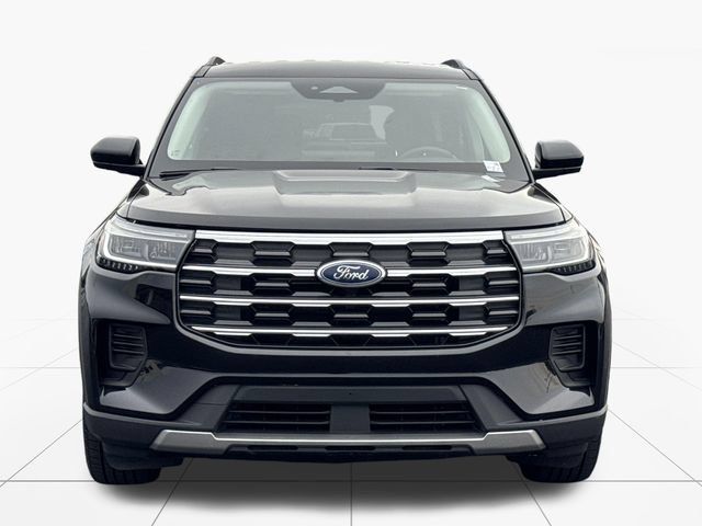Used 2025 Ford Explorer Active RWD image 9