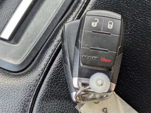 Used 2024 RAM 2500 Big Horn image 34