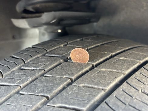 Used 2017 Buick Encore Essence image 15