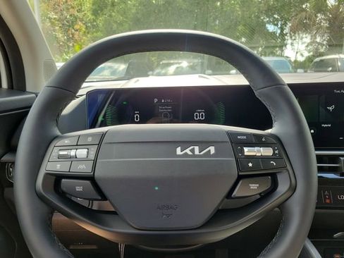 New 2026 Kia Sportage S AWD/4WD image 16