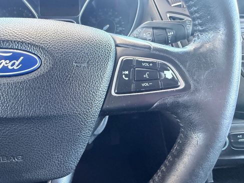Used 2016 Ford Focus SE w/ Equipment Group 201A image 21