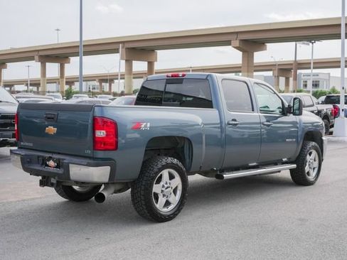 Used 2012 Chevrolet Silverado 2500 LTZ w/ LTZ Plus Package AWD/4WD image 6