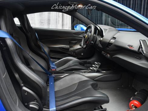 Used 2020 Ferrari 488 Pista Coupe RWD image 22