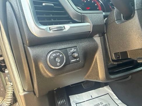 Used 2015 GMC Acadia SLT FWD image 15