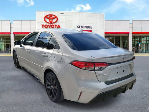 Used 2024 Toyota Corolla SE image 4