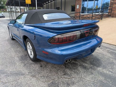 Used 1995 Pontiac Firebird Trans Am RWD image 5