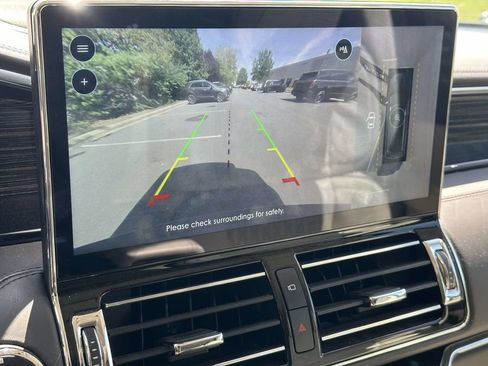 Used 2022 Lincoln Navigator L Black Label AWD/4WD image 12