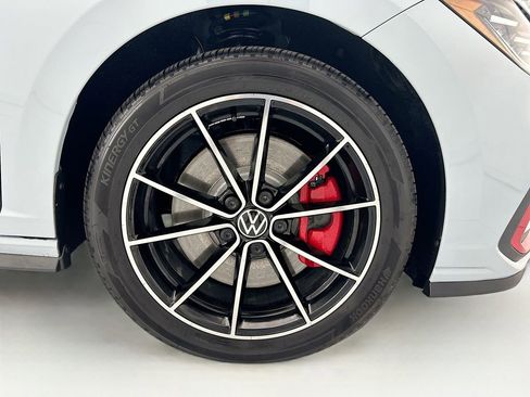 Certified 2026 Volkswagen Jetta GLI Autobahn image 30