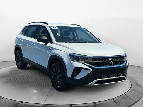 Certified 2024 Volkswagen Taos S FWD image 1