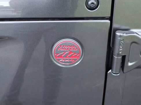 Used 2019 Jeep Wrangler Unlimited Rubicon AWD/4WD image 7