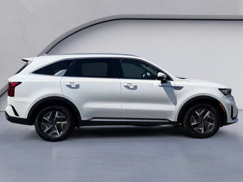 Used 2023 Kia Sorento EX FWD image 6
