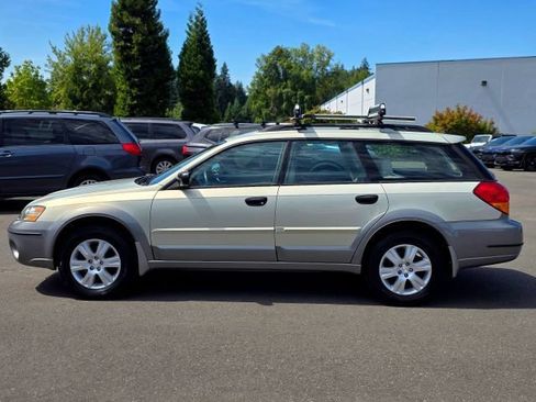 Used 2005 Subaru Outback 2.5i AWD/4WD image 5