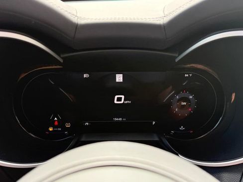 Used 2024 Alfa Romeo Stelvio Veloce image 19