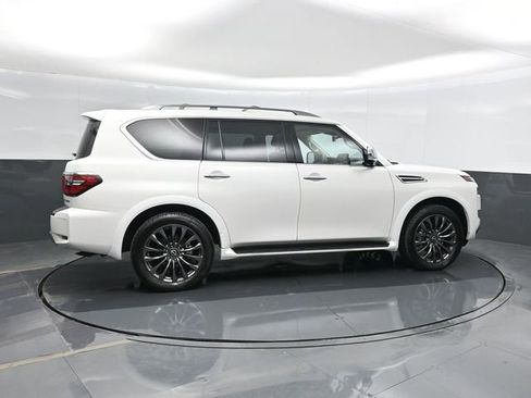 Used 2024 Nissan Armada Platinum w/ Captain's Chairs Package AWD/4WD image 4