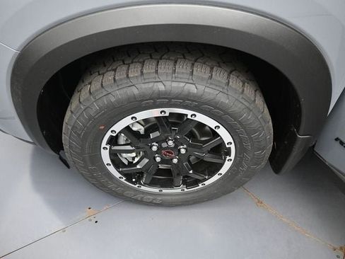 New 2026 Nissan Pathfinder Rock Creek AWD/4WD image 36