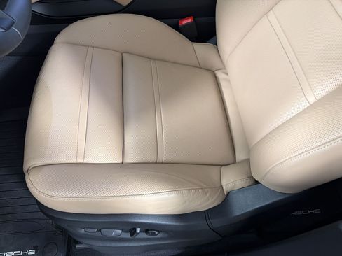 Certified 2026 Porsche Cayenne Coupe AWD/4WD image 14