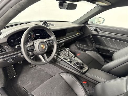 Certified 2024 Porsche 911 GT3 RS image 4