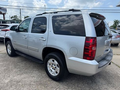 Used 2013 Chevrolet Tahoe LT w/ Luxury Package RWD image 2