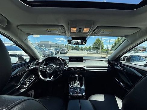 Used 2023 MAZDA CX-9 Touring Plus AWD/4WD image 2