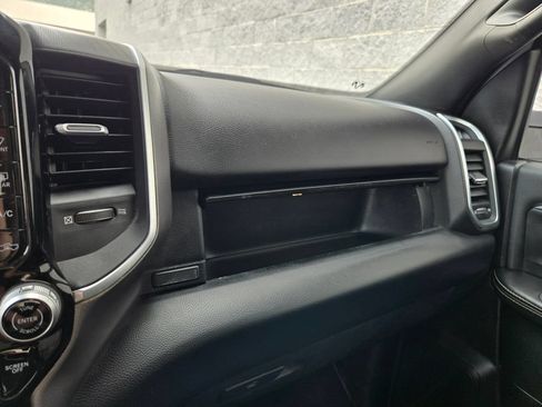 Used 2025 RAM 2500 Big Horn AWD/4WD image 37