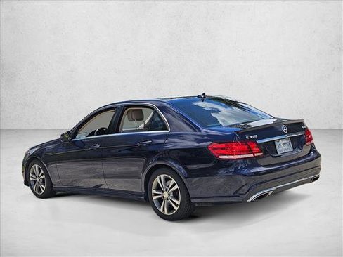 Used 2014 Mercedes-Benz E 350 4MATIC Sedan image 7
