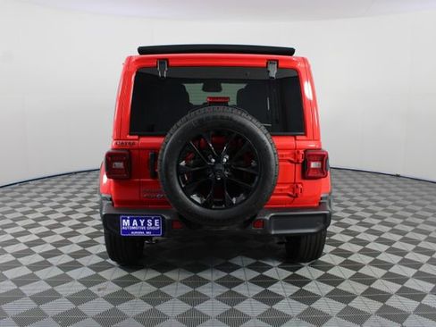 Used 2025 Jeep Wrangler Unlimited Sahara w/ Safety Group AWD/4WD image 22