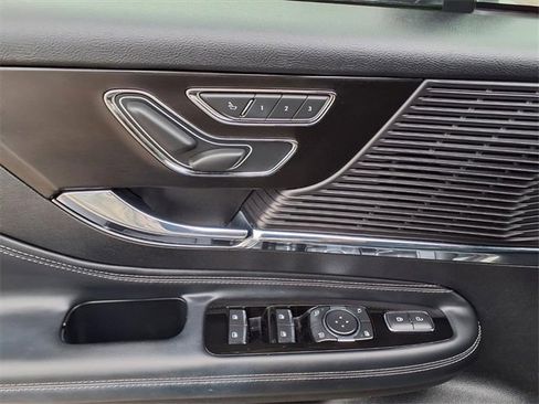 Used 2022 Lincoln Corsair FWD image 7