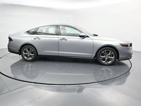 Used 2024 Honda Accord EX image 9