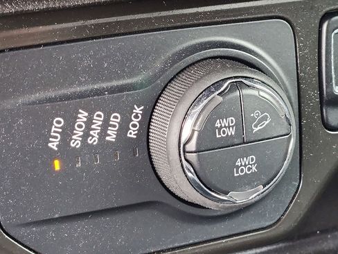 Certified 2023 Jeep Renegade Trailhawk image 23