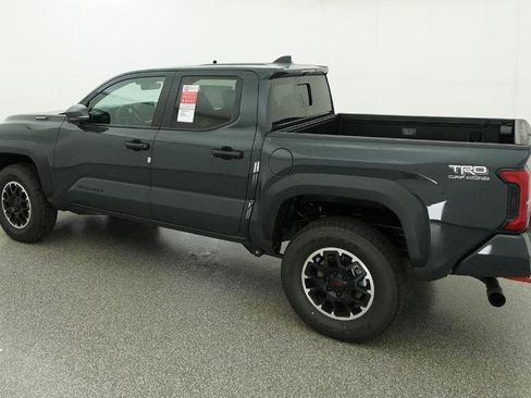 New 2026 Toyota Tacoma TRD Off-Road AWD/4WD image 4
