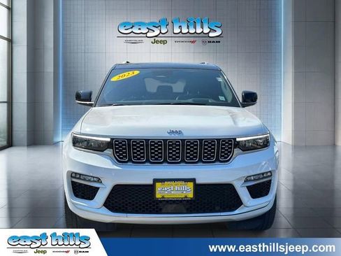 Used 2023 Jeep Grand Cherokee Summit w/ Adv Protech Group IV AWD/4WD image 8