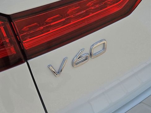New 2026 Volvo V60 B5 Cross Country Plus w/ Protection Package Premier image 11