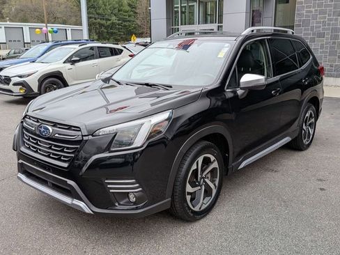 Used 2023 Subaru Forester Touring AWD/4WD image 7