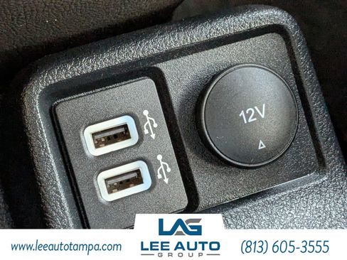 Used 2022 Ford Transit Connect XLT image 23