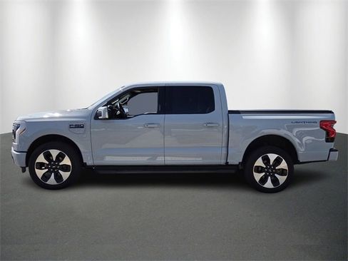 Used 2024 Ford F150 Lightning Platinum image 2