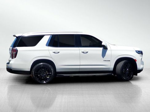Used 2022 Chevrolet Tahoe LT w/ Luxury Package RWD image 3