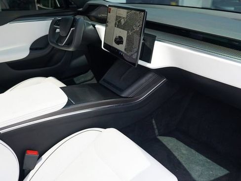 Used 2022 Tesla Model S Plaid AWD/4WD image 21
